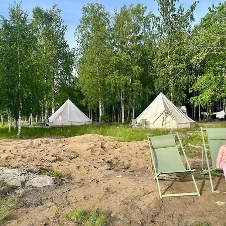 Glamping By The Sea *